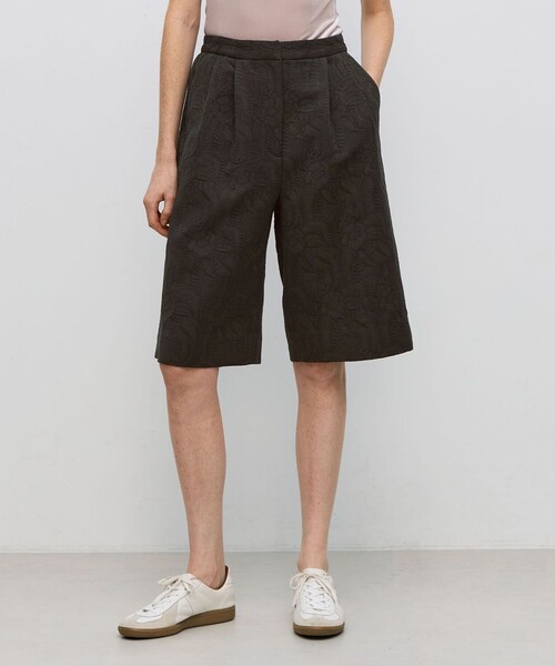 BACCA(バッカ)の「コットンリネンジャガード ワイドタックショーツ(その他パンツ・レディース・ダークグリーン/ホワイト・34/36)」の11枚目の写真