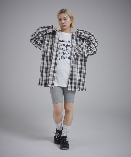 ENVYM（アンビー）の「オーバーサイズフーディチェックシャツ（シャツ/ブラウス・レディース・ブラック/ベージュ/ブルー・FREE）」の16枚目の写真