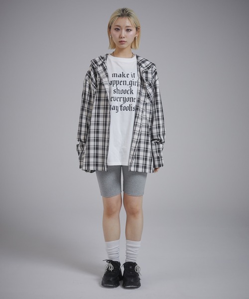 ENVYM（アンビー）の「オーバーサイズフーディチェックシャツ（シャツ/ブラウス・レディース・ブラック/ベージュ/ブルー・FREE）」の17枚目の写真