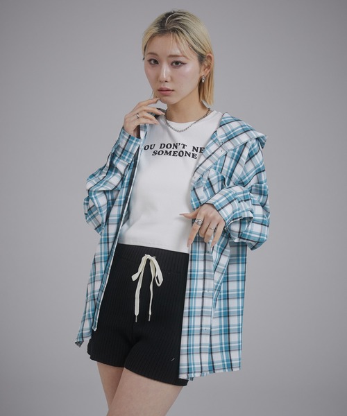 ENVYM（アンビー）の「オーバーサイズフーディチェックシャツ（シャツ/ブラウス・レディース・ブラック/ベージュ/ブルー・FREE）」の18枚目の写真