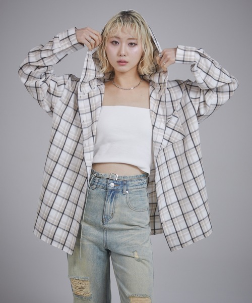 ENVYM（アンビー）の「オーバーサイズフーディチェックシャツ（シャツ/ブラウス・レディース・ブラック/ベージュ/ブルー・FREE）」の12枚目の写真