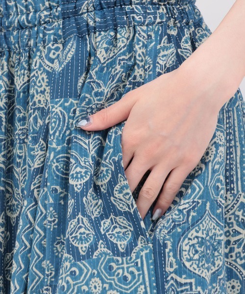 チチカカ（チチカカ）の「サシコ風パッチプリントスカート（スカート・レディース・ブルー/レッド/マスタード・FREE）」の15枚目の写真