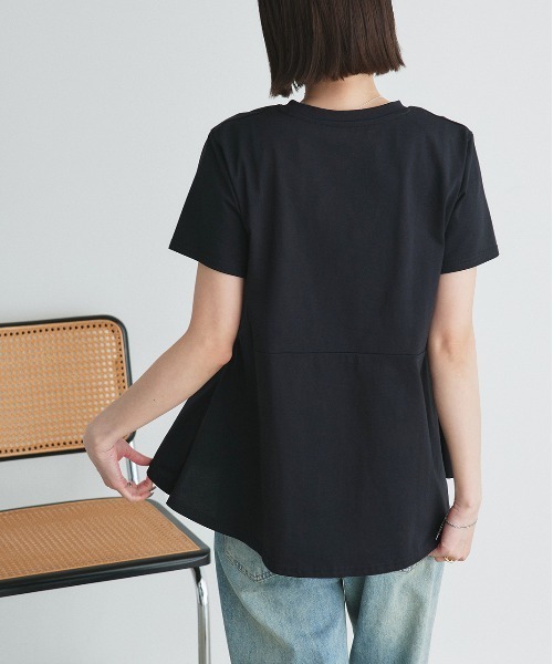 ad thie（アドティエ）の「ペプラムフリル デザインTシャツ（Tシャツ/カットソー・レディース・チャコール/ネイビー/オフホワイト/ナチュラル/ブラック・FREE）」の22枚目の写真