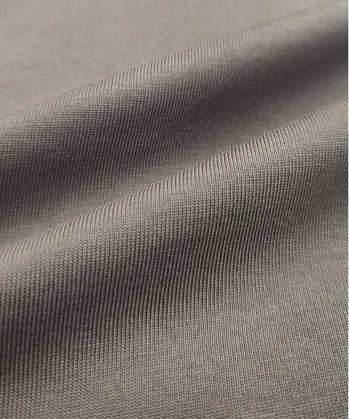 ad thie（アドティエ）の「ペプラムフリル デザインTシャツ（Tシャツ/カットソー・レディース・チャコール/ネイビー/オフホワイト/ナチュラル/ブラック・FREE）」の8枚目の写真