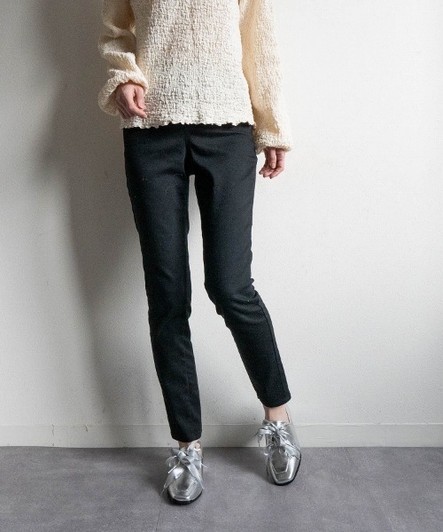 Fabby fabby（ファビィーファビィー）の「スクエアサテンリボンシューズ（ローファー・レディース・ブラック/シルバー/ブラウン系その他/ブラック系その他・SMALL/MEDIUM/LARGE）」の18枚目の写真