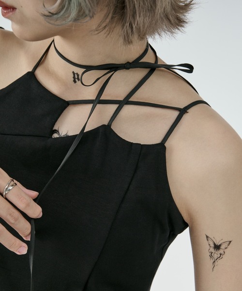 Ezick(エジック)の「Design neck カップインキャミソール(キャミソール・レディース・オフホワイト/ブラック/ホワイト系・FREE)」の11枚目の写真