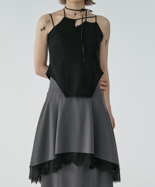 Ezick(エジック)の「Design neck カップインキャミソール(キャミソール・レディース・オフホワイト/ブラック/ホワイト系・FREE)」の15枚目の写真