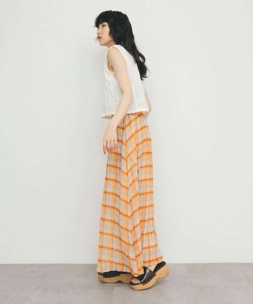 KBF(ケイビーエフ)の「シアーチェックプリーツスカート(スカート・レディース・オレンジ系その他/ブルー系その他/グリーン系その他・ONE)」の12枚目の写真