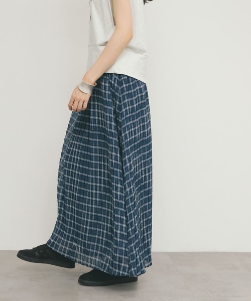 KBF(ケイビーエフ)の「シアーチェックプリーツスカート(スカート・レディース・オレンジ系その他/ブルー系その他/グリーン系その他・ONE)」の21枚目の写真