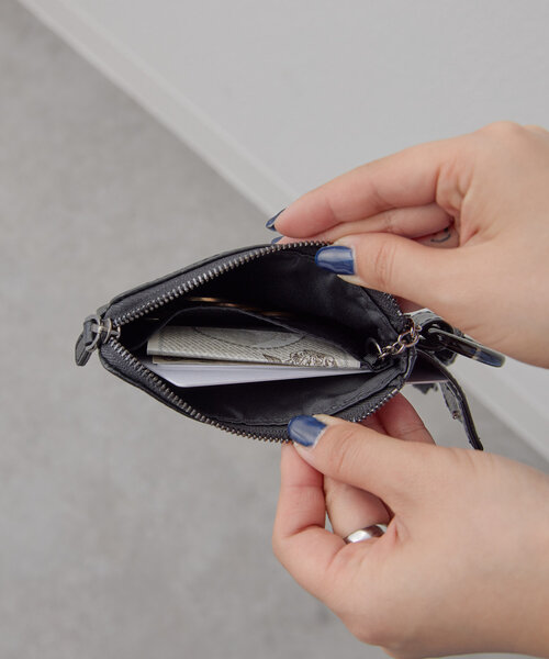 本革》Dパーツ縦型レザーケース/バッグチャーム（カードケース）｜ear