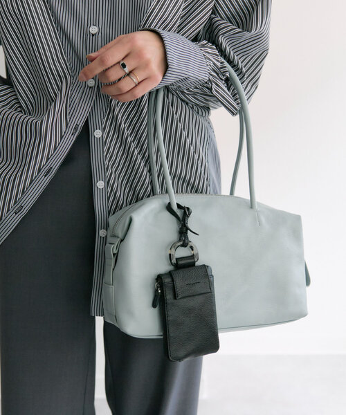 本革》Dパーツ縦型レザーケース/バッグチャーム（カードケース）｜ear