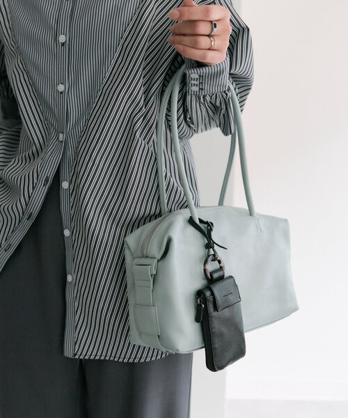 ear PAPILLONNER（イアパピヨネ）の「《本革》Dパーツ縦型レザーケース/バッグチャーム（カードケース・レディース・ブラック系その他/シルバー系その他・FREE）」の21枚目の写真