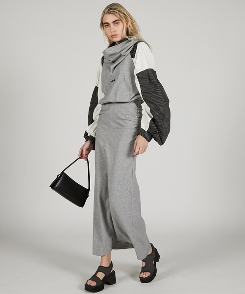 PRANK PROJECT（プランクプロジェクト）の「ドレープフーディワンピース / Draped Hoodie Dress（ワンピース・レディース・ホワイト/グレー/チャコールグレー・36/38）」の5枚目の写真