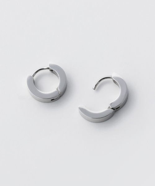 WYZ surgical stainless(ダブリューワイジィーサージカルステンレス)の「【 金属アレルギー対応 】シンプルフープピアス サージカルステンレス (両耳用) 直径10mm, 幅3mm(ピアス(両耳用)・メンズ・ゴールド/ブラック/シルバー・FREE)」の6枚目の写真