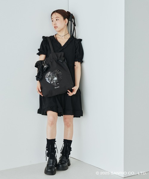 sanrio(サンリオ)の「【WEB限定商品】【当店限定】Sanrio characters(サンリオキャラクターズ) ギャザーストラップ付ハート形スマートキーケース キーホルダー チャーム / クロミ KU-463(キーケース/キーアクセサリー・レディース・ブラック・FREE)」の4枚目の写真