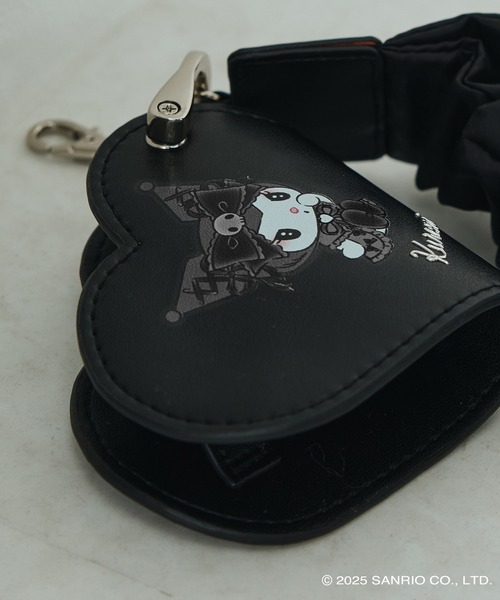 sanrio(サンリオ)の「【WEB限定商品】【当店限定】Sanrio characters(サンリオキャラクターズ) ギャザーストラップ付ハート形スマートキーケース キーホルダー チャーム / クロミ KU-463(キーケース/キーアクセサリー・レディース・ブラック・FREE)」の6枚目の写真