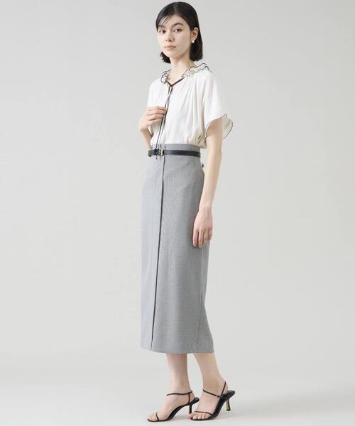 Tiara(ティアラ)の「シンプルタイトスカート(セットアップ可)(スカート・レディース・パープル/ブラック/ホワイト×ブラック・4/3/2)」の19枚目の写真