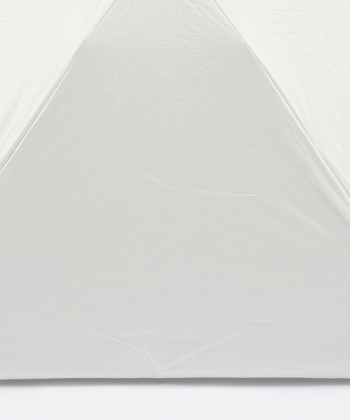 GLOBAL WORK(グローバルワーク)の「晴雨兼用/ALL WEATHER UMBRELLA/459433(折りたたみ傘・レディース・オフホワイト/シルバー/ブラック・FREE)」の13枚目の写真