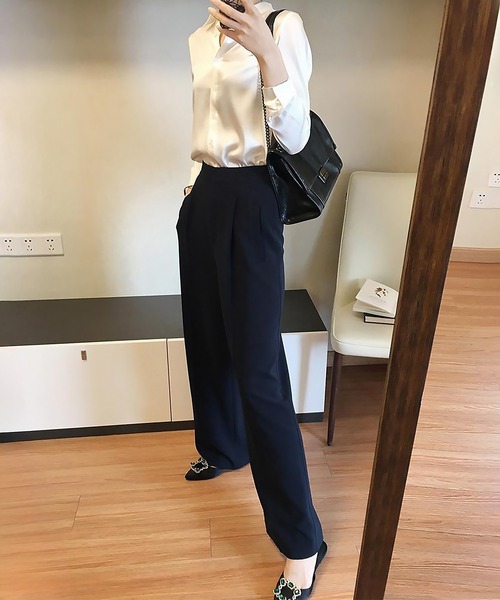 blackdia ocean(ブラックダイヤオーシャン)の「blackdia ocean ベーシックサテンシャツ(シャツ/ブラウス・レディース・シャンパン/ブラック/ライトパープル/ホワイト/グレー・MEDIUM/SMALL)」の1枚目の写真