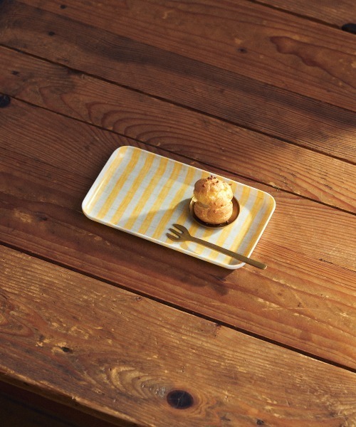 fog linen work(フォグリネンワーク)の「fog(フォグ) リネンコーティングトレイ S(キッチンツール・レディース・チェック/ブルー/グレー/ホワイト×ブルー/A/B/ホワイト×ネイビー/C/グレー×ホワイト/ネイビー系/ナチュラル/グリーン系その他/グレー系その他/D/グレー系その他2/ブルー系その他/グレー系その他3/ネイビー系1/レッド系その他/イエロー系その他/ブラウン系その他/グリーン系その他2/ブルー系その他2/ピンク/パープル/イエロー/ブルー系その他3/ブルー系その他4/ピンク系その他・ONE SIZE)」の21枚目の写真