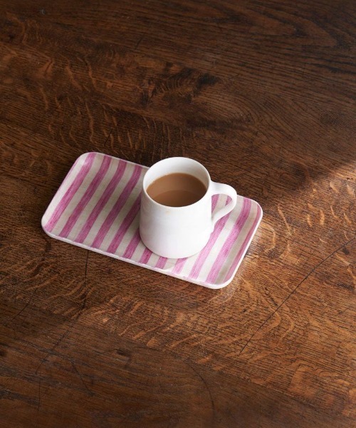 fog linen work(フォグリネンワーク)の「fog(フォグ) リネンコーティングトレイ S(キッチンツール・レディース・チェック/ブルー/グレー/ホワイト×ブルー/A/B/ホワイト×ネイビー/C/グレー×ホワイト/ネイビー系/ナチュラル/グリーン系その他/グレー系その他/D/グレー系その他2/ブルー系その他/グレー系その他3/ネイビー系1/レッド系その他/イエロー系その他/ブラウン系その他/グリーン系その他2/ブルー系その他2/ピンク/パープル/イエロー/ブルー系その他3/ブルー系その他4/ピンク系その他・ONE SIZE)」の22枚目の写真