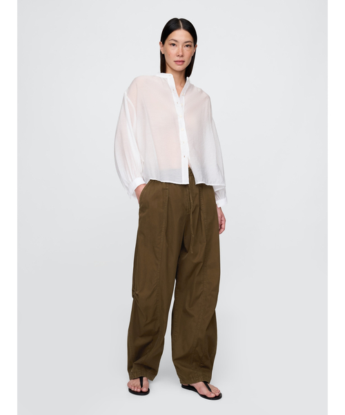 GAP(ギャップ)の「シアー フロントボタンシャツ(シャツ/ブラウス・レディース・ブラック/オフホワイト/ホワイト×ネイビー・XS/S/M/L/XXS)」の9枚目の写真