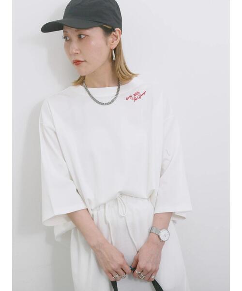 Samansa Mos2 blue（サマンサモスモスブルー）の「◎ポンチロゴ刺繍プルオーバー（Tシャツ/カットソー・レディース・サックスブルー/トップグレー/オフホワイト・F）」の2枚目の写真