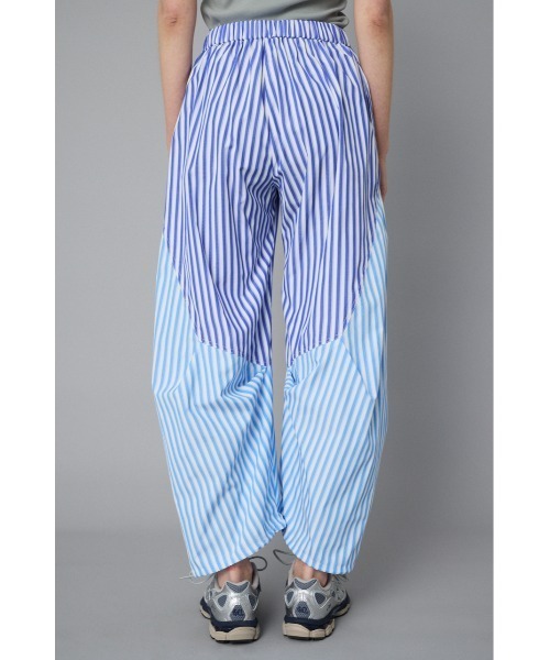 HeRIN.CYE(ヘリンドットサイ)の「Tuck easy pants タックイージーパンツ(その他パンツ・レディース・ブルー系その他/ブラック・36/38)」の13枚目の写真