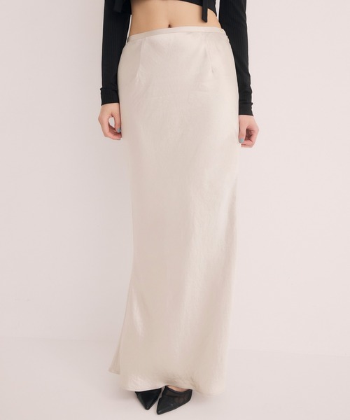 EIMY ISTOIRE(エイミーイストワール)の「サテンマーメイドスカート(スカート・レディース・サックスブルー/アイボリー/グレイッシュベージュ/モカ・S/M)」の8枚目の写真
