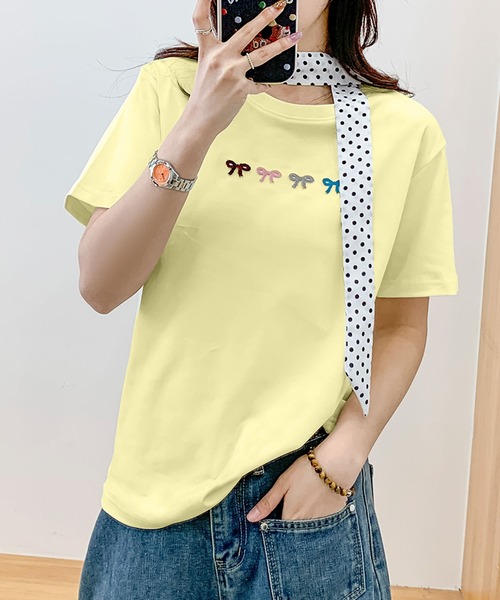 aimoha(アイモハ)の「マルチカラーリボン刺繍Tシャツ (SS)(Tシャツ/カットソー・レディース・ブルー/ピンク/ホワイト/ライトグレー/イエロー・FREE)」の1枚目の写真
