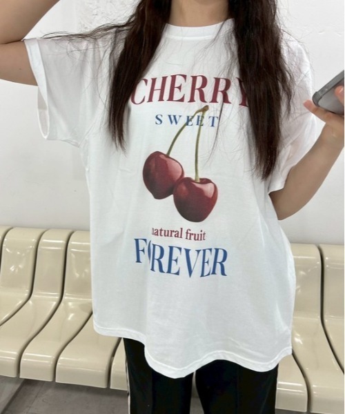 ipugo(イプゴ)の「ipugo/イプゴ チェリーTEE 秋物 秋服 2026年秋冬(Tシャツ/カットソー・レディース・ブルー/ホワイト・FREE)」の2枚目の写真