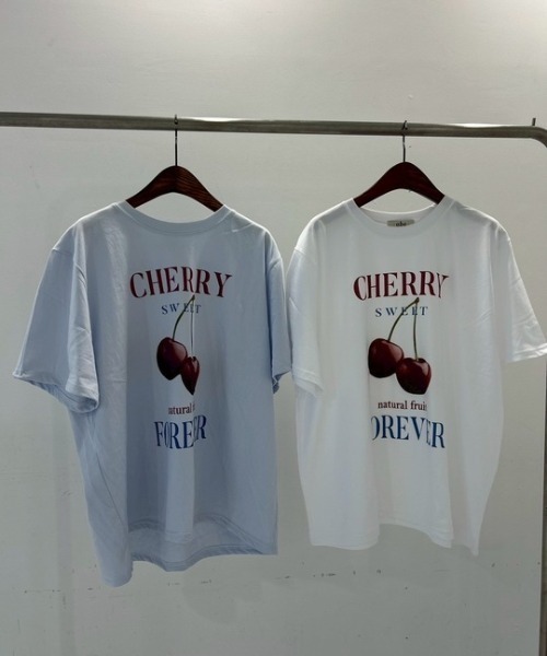 ipugo(イプゴ)の「ipugo/イプゴ チェリーTEE 秋物 秋服 2026年秋冬(Tシャツ/カットソー・レディース・ブルー/ホワイト・FREE)」の4枚目の写真