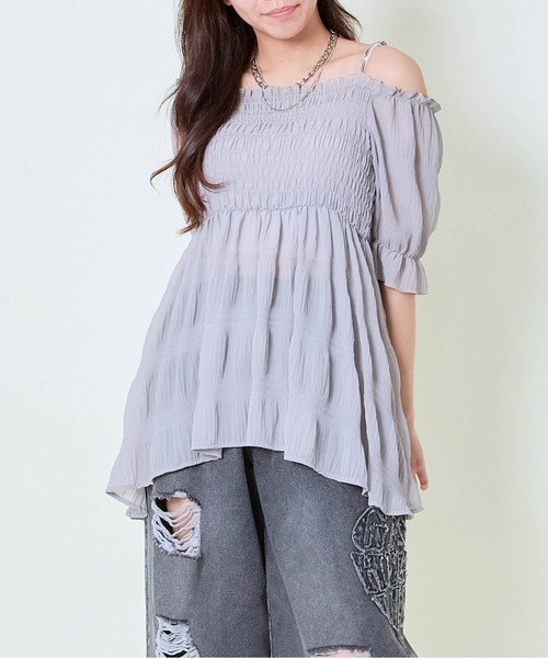 GORGE(ゴージ)の「《マジョリカプリーツ×肩見せ》レディース オフショルブラウス 体型カバー 春夏秋(シャツ/ブラウス・レディース・ブラック/オフホワイト/グレー・F)」の1枚目の写真