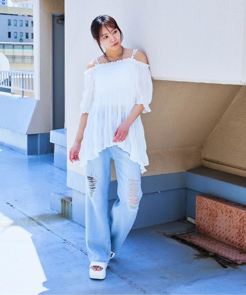 GORGE(ゴージ)の「《マジョリカプリーツ×肩見せ》レディース オフショルブラウス 体型カバー 春夏秋(シャツ/ブラウス・レディース・ブラック/オフホワイト/グレー・F)」の15枚目の写真