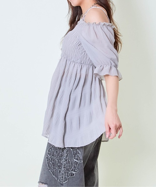 GORGE(ゴージ)の「《マジョリカプリーツ×肩見せ》レディース オフショルブラウス 体型カバー 春夏秋(シャツ/ブラウス・レディース・ブラック/オフホワイト/グレー・F)」の9枚目の写真