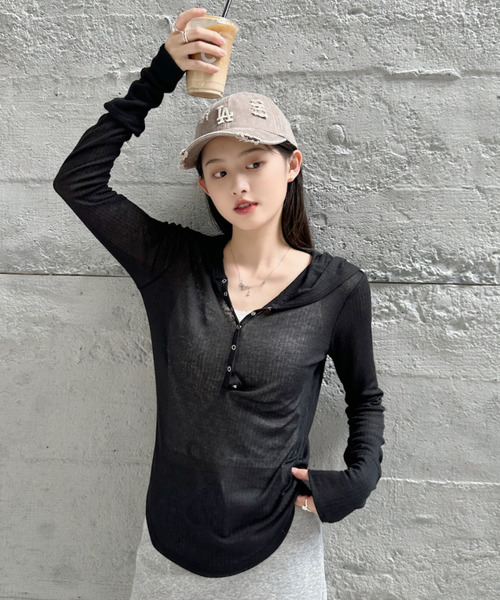 Ada.(エイダ)の「スナップボタン フード付き ロンT(Tシャツ/カットソー・レディース・アイボリー/ブラック/グレー/ブラック系その他/チャコールグレー・FREE)」の16枚目の写真