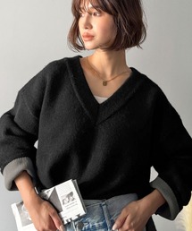 深めのネックが大人の抜け感をプラス◎WFACE Vネック配色ニットプルオーバー