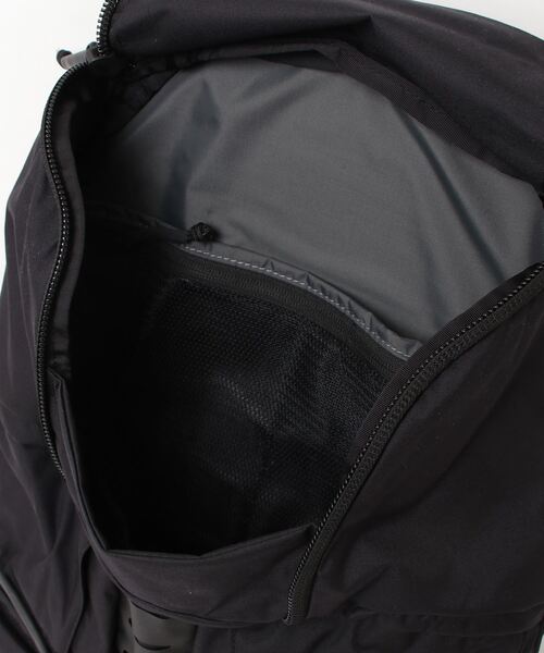 MYSTERY RANCH(ミステリーランチ)の「MYSTERY RANCH RIPRUCK 24L ミステリーランチ リップラック 24L バックパック(バックパック/リュック・メンズ・ブラック・FREE)」の3枚目の写真
