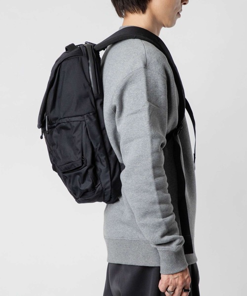 MYSTERY RANCH(ミステリーランチ)の「MYSTERY RANCH RIPRUCK 24L ミステリーランチ リップラック 24L バックパック(バックパック/リュック・メンズ・ブラック・FREE)」の19枚目の写真