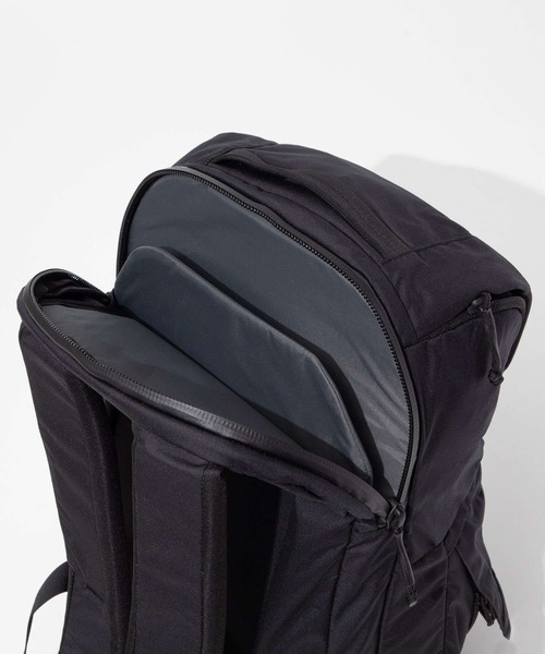 MYSTERY RANCH(ミステリーランチ)の「MYSTERY RANCH RIPRUCK 24L ミステリーランチ リップラック 24L バックパック(バックパック/リュック・メンズ・ブラック・FREE)」の7枚目の写真