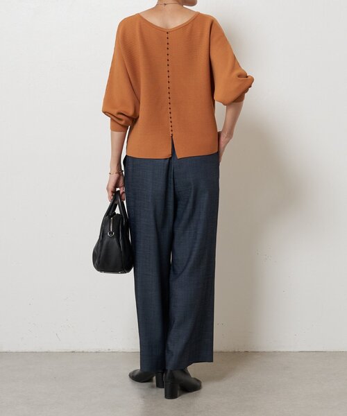 美品୨୧BEARDSLEY ビアズリー 後ろパールニット 半袖ニット 後ろパールニット(ニット/セーター)|BEARDSLEY(ビアズリー