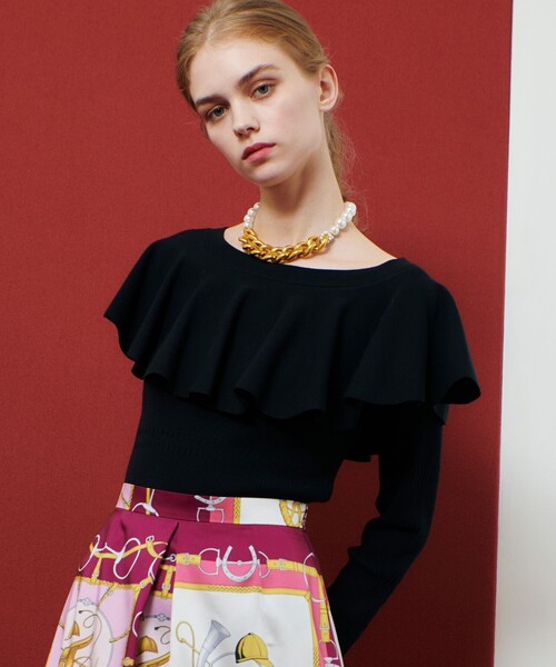 LOULOU WILLOUGHBY(ルルウィルビー)の「【LOULOU WILLOUGHBY】ラッフルオフショルプルオーバー(ニット/セーター・レディース・ブラック/レッド/オフホワイト・2)」の11枚目の写真
