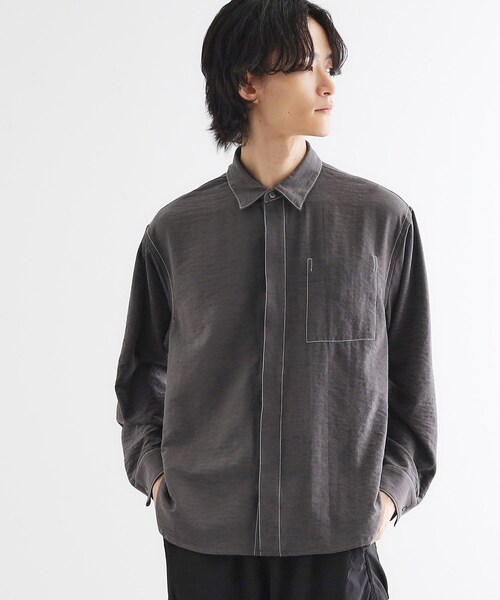 tk.TAKEO KIKUCHI（ティーケータケオキクチ）の「ビンテージフィブリルライクシャツ（シャツ/ブラウス・メンズ・ライトベージュ/サックスブルー/スミクロ・03/02）」の2枚目の写真