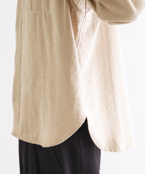 tk.TAKEO KIKUCHI（ティーケータケオキクチ）の「ビンテージフィブリルライクシャツ（シャツ/ブラウス・メンズ・ライトベージュ/サックスブルー/スミクロ・03/02）」の6枚目の写真