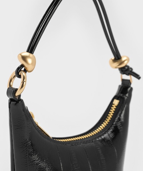 CHARLES & KEITH(チャールズ & キース)の「Augustine オーガスティン マイクロバッグ(ハンドバッグ・レディース・ブラック/クリーム/シルバー・XXS)」の18枚目の写真