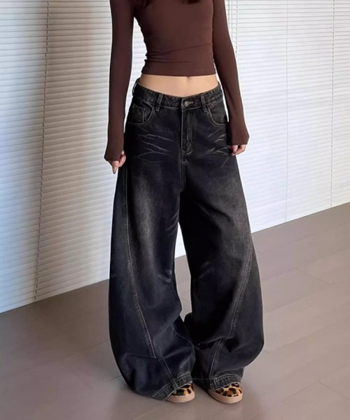 REBALANCE(リバランス)の「ワイドデニムパンツ(デニムパンツ・レディース・A・MEDIUM/LARGE/X-LARGE)」の5枚目の写真