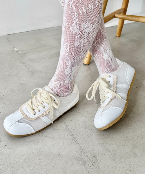SOLLON.（ソルロン）の「【靴紐2種set】フリルレーススニーカー（スニーカー・レディース・ピンク/イエロー/ホワイト・24.5cm/23.5cm/22.5cm）」の19枚目の写真