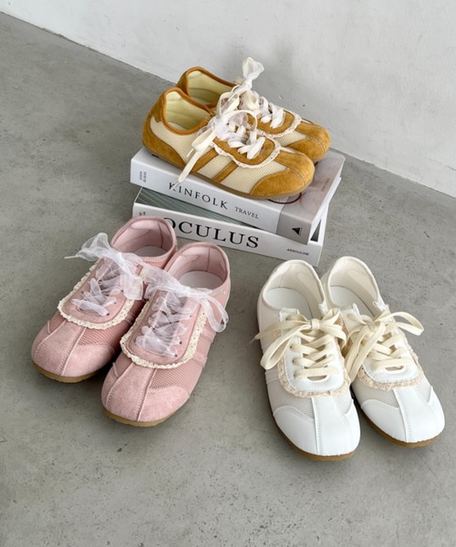 SOLLON.（ソルロン）の「【靴紐2種set】フリルレーススニーカー（スニーカー・レディース・ピンク/イエロー/ホワイト・24.5cm/23.5cm/22.5cm）」の4枚目の写真