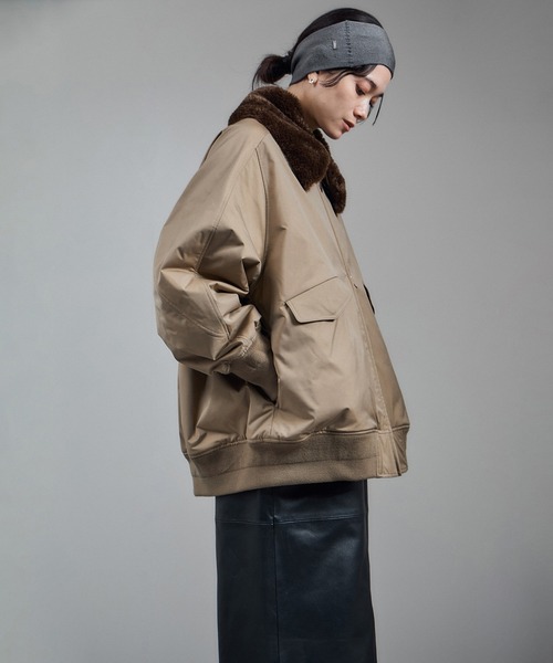 SALON adam et rope'（サロン アダム エ ロペ）の「FURLO DOWN 2WAYフライトジャケット / ファーロダウン（ダウンジャケット/コート・レディース・ブラック/ベージュ・FREE）」の13枚目の写真