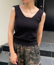 背中リボンニットノースリーブトップス